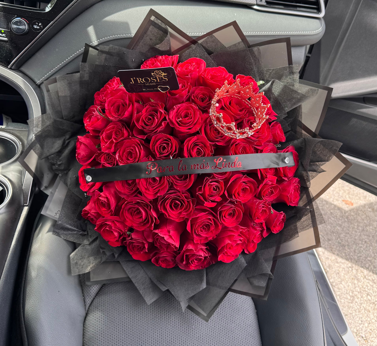 Red Roses Bouquet