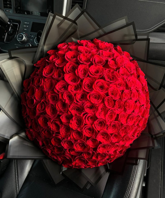 Red Roses Bouquet