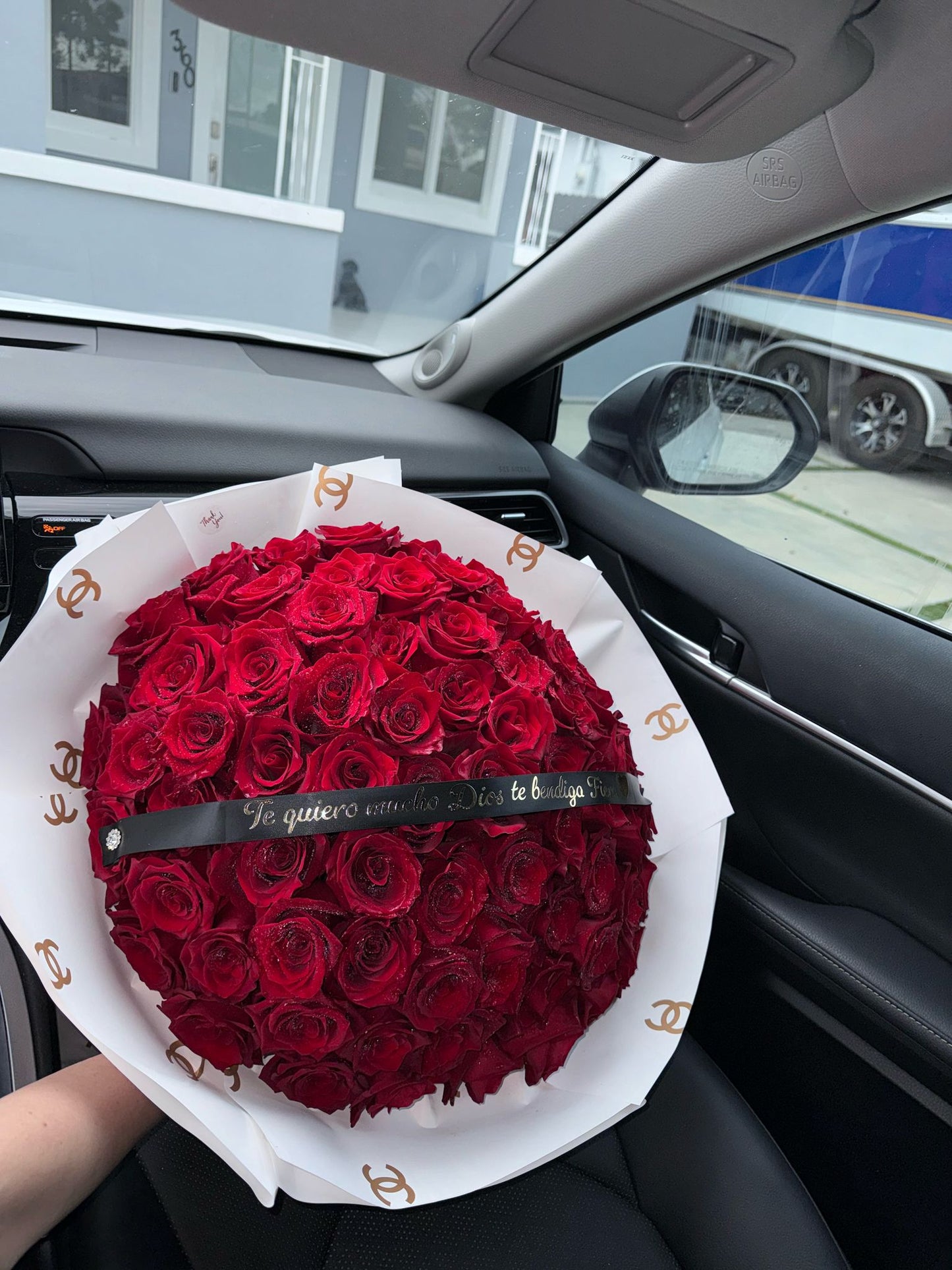 Red Roses Bouquet