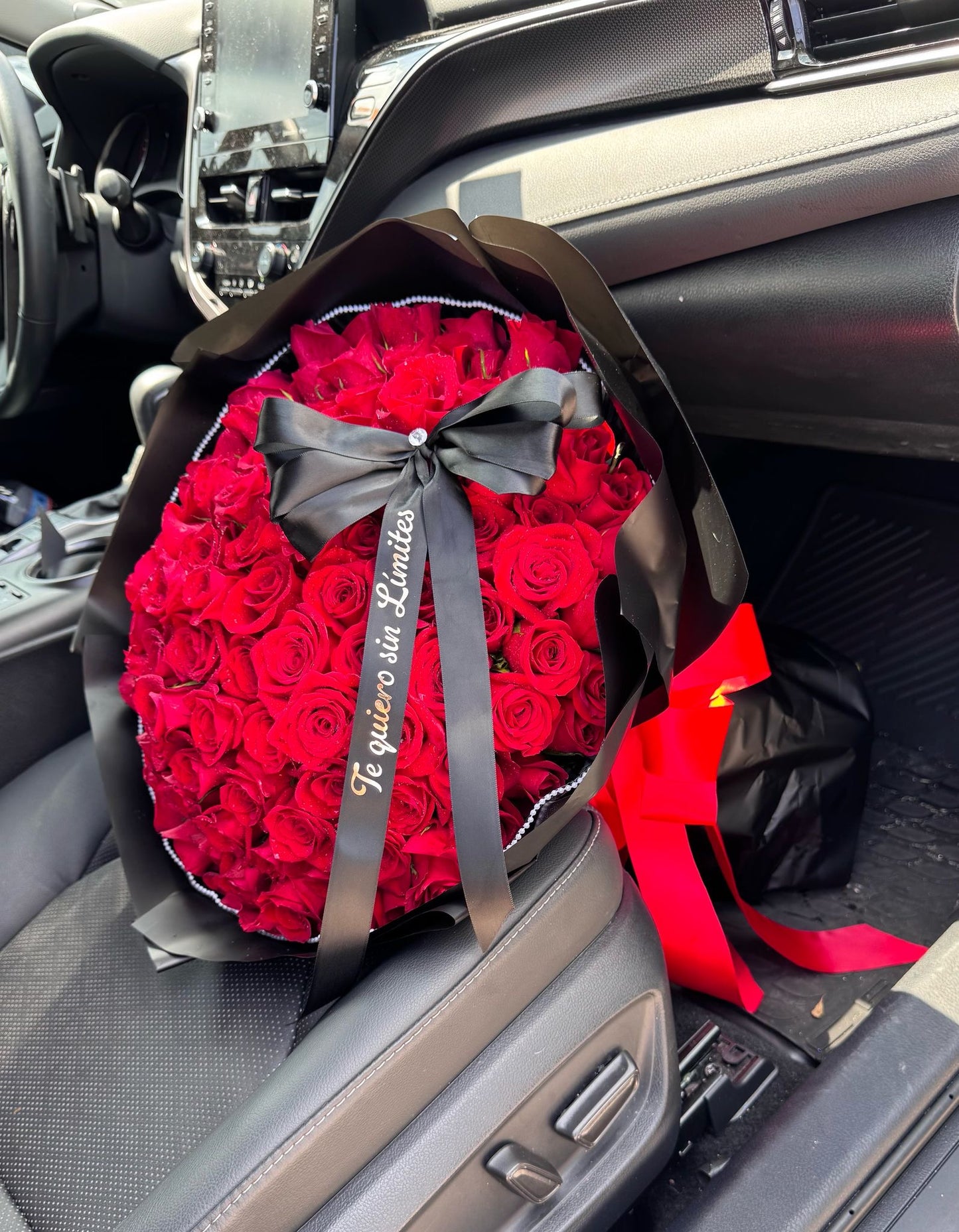 Red Roses Bouquet